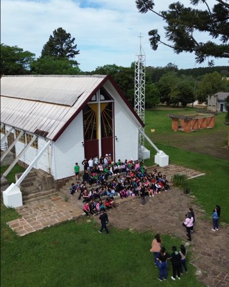 alunos dos quartos anos da rede municipal e estadual de ensino participaram da 5ª edição do Programa Viajando pela Rota