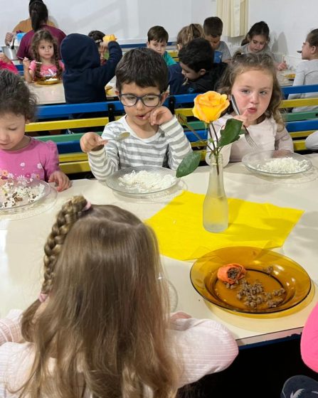 Escolas Promovem dia da Alimentação Saudável nas Escolas Municipais