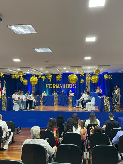 Primeira Formatura do 9º ano da Escola Municipal de Educação Especial Resina Bernhard