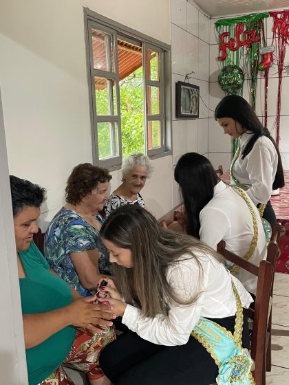 Soberanas Realizam Natal na Casa de Amparo Navegantes