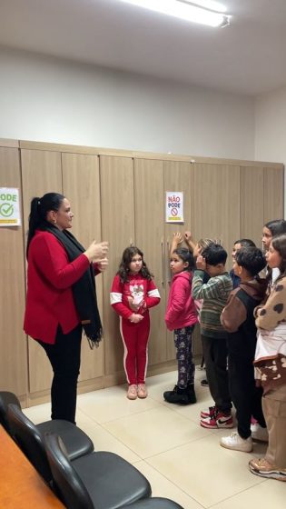CRAS realiza atividades alusivas à campanha Maio Laranja