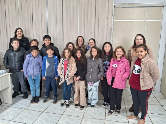 alunos do 5º ano da EMEF Siegfried Heuser realizaram uma visita à Secretaria da Fazenda