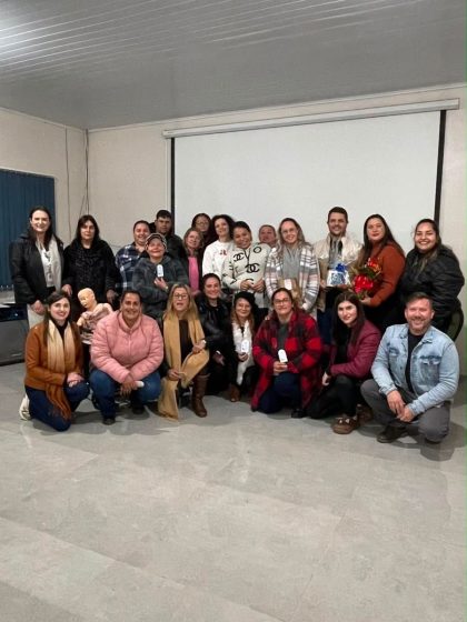 Formação do Curso de Cuidadores de Idosos